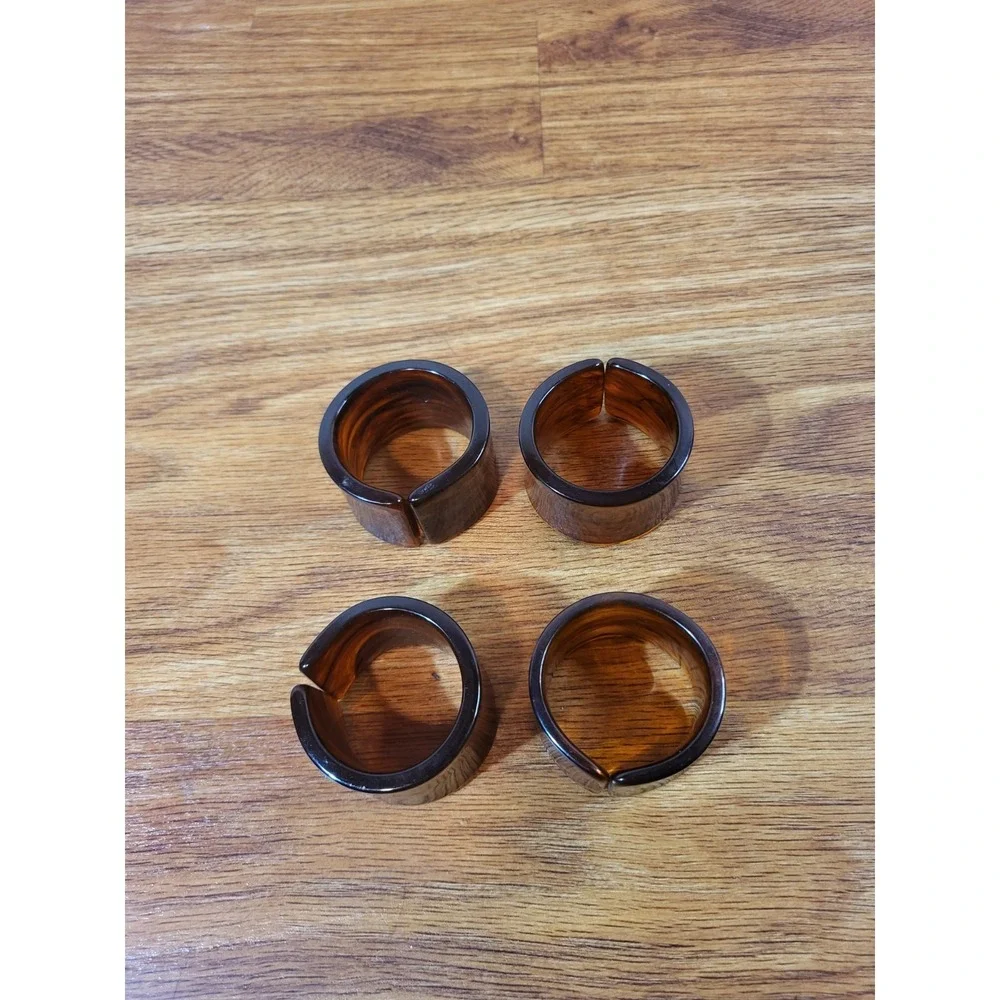 Vintage Set of 4 Brown Plastic Lucite Napkin‎ Rings Minimalist MCM Thanksgiving